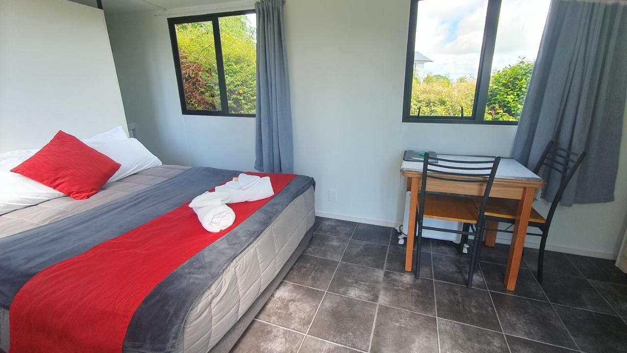 Lakeview Studio Cabin Lägenhet Kuratau Exteriör bild